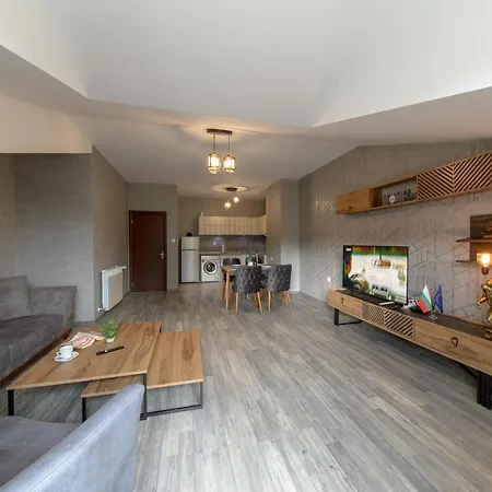 Apartment Luxury 2-bedroom By Studenets Center By Flat Mаnager
