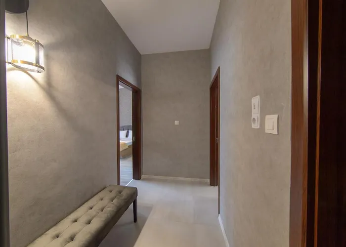 Luxury 2-bedroom By Studenets Center By Flat Mаnager 公寓 潘波洛沃